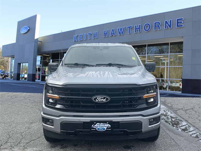 2024 Ford F-150 XLT photo 2