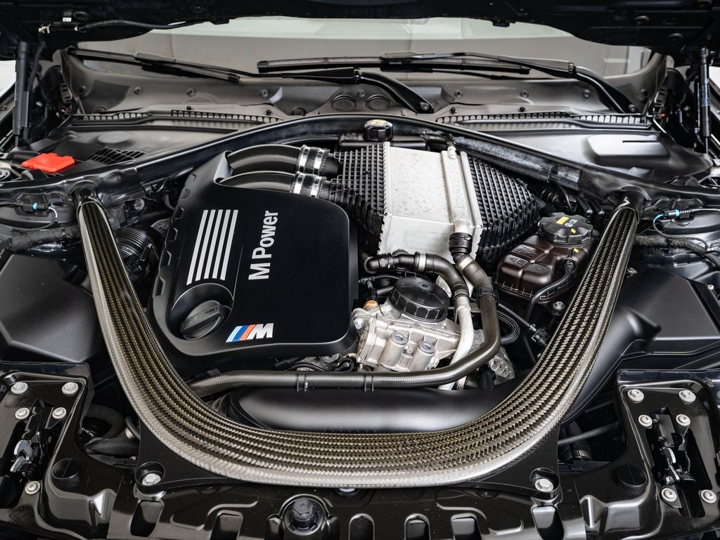 2015 Bmw M4 Convertible photo 38