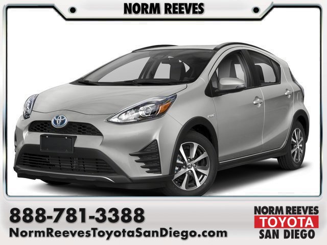 2018 Toyota Prius c Four's photo