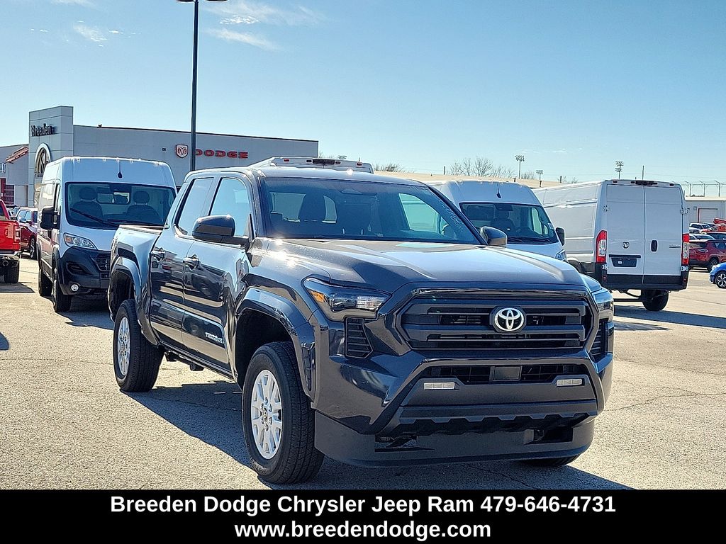 2024 Toyota Tacoma SR5's photo