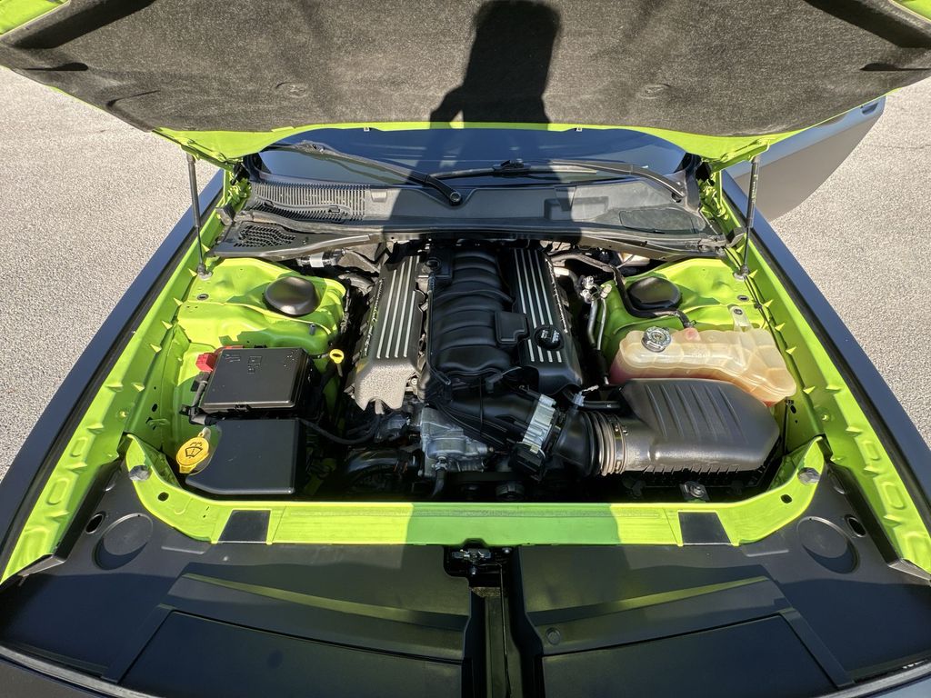 2019 Dodge Challenger R/T Scat Pack Widebody photo 18