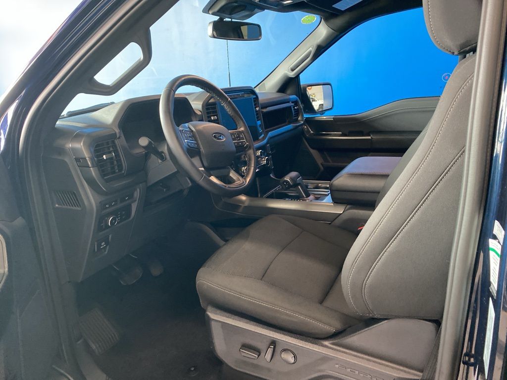 2024 Ford F-150 XLT photo 11