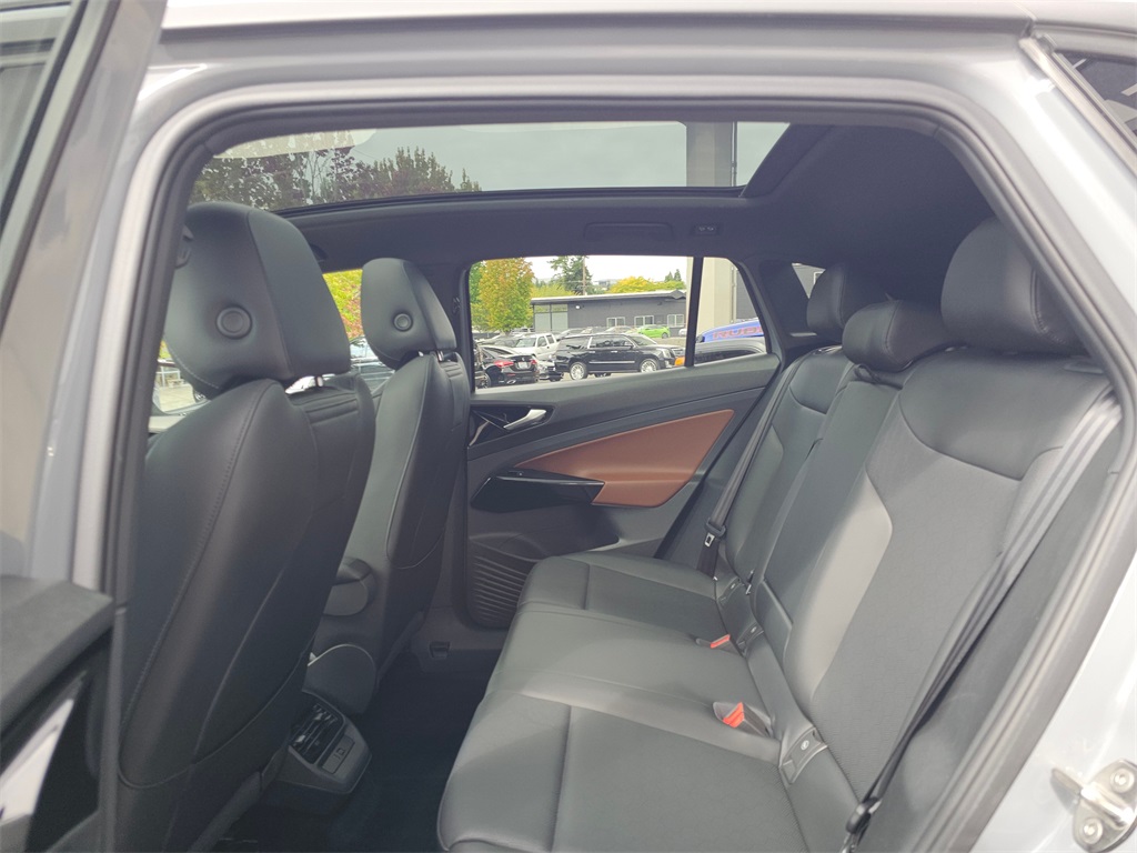 2022 Volkswagen ID.4 Pro S photo 18