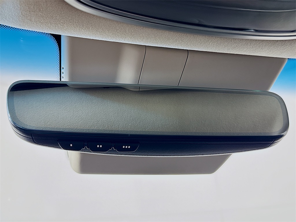 2023 Genesis Electrified G80 photo 38