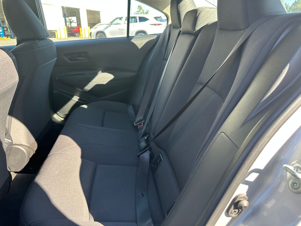 2023 Toyota Corolla LE photo 13