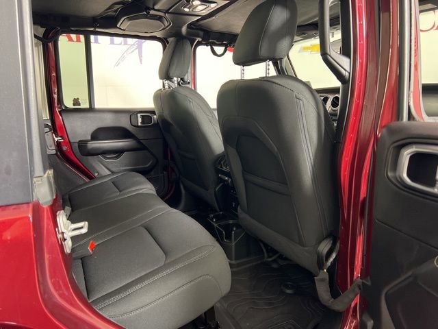 2021 Jeep Wrangler Unlimited Sahara photo 20