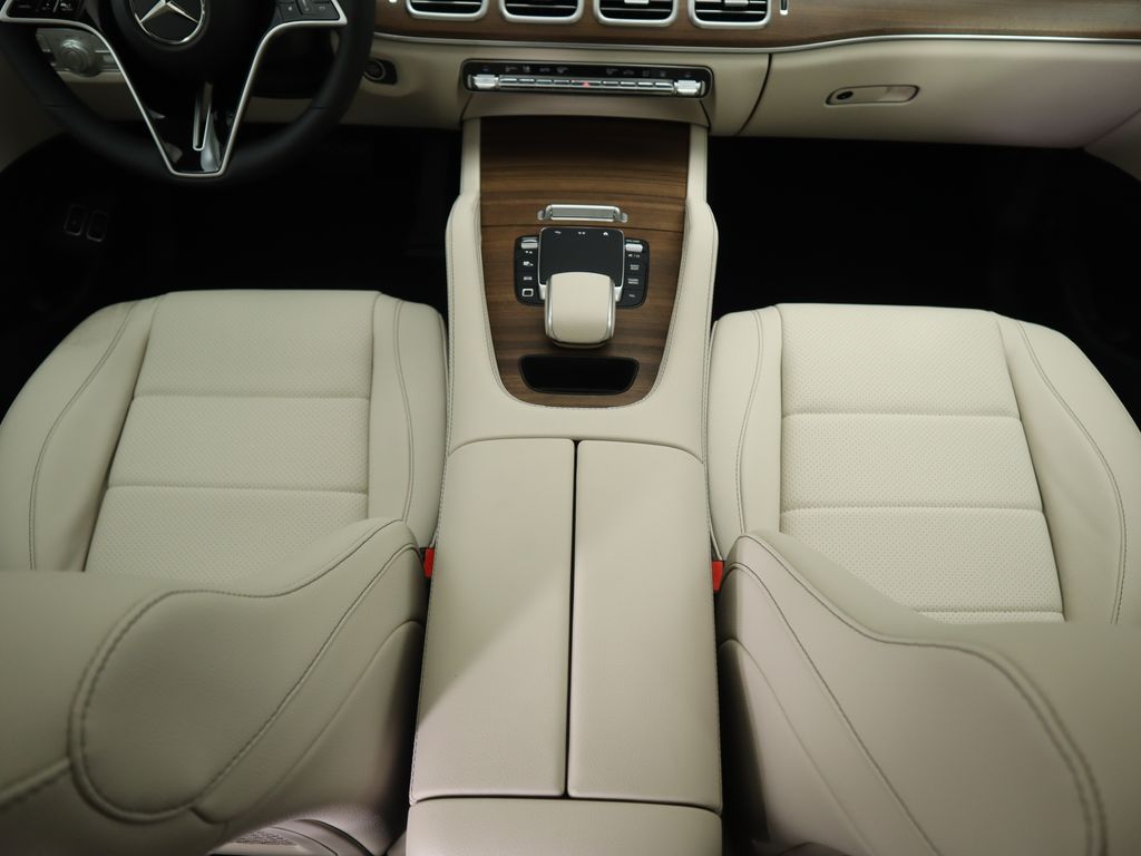 2026 Mercedes Benz GLE 450e 4MATIC photo 16