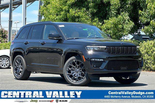 2025 Jeep Grand Cherokee Summit Reserve's photo