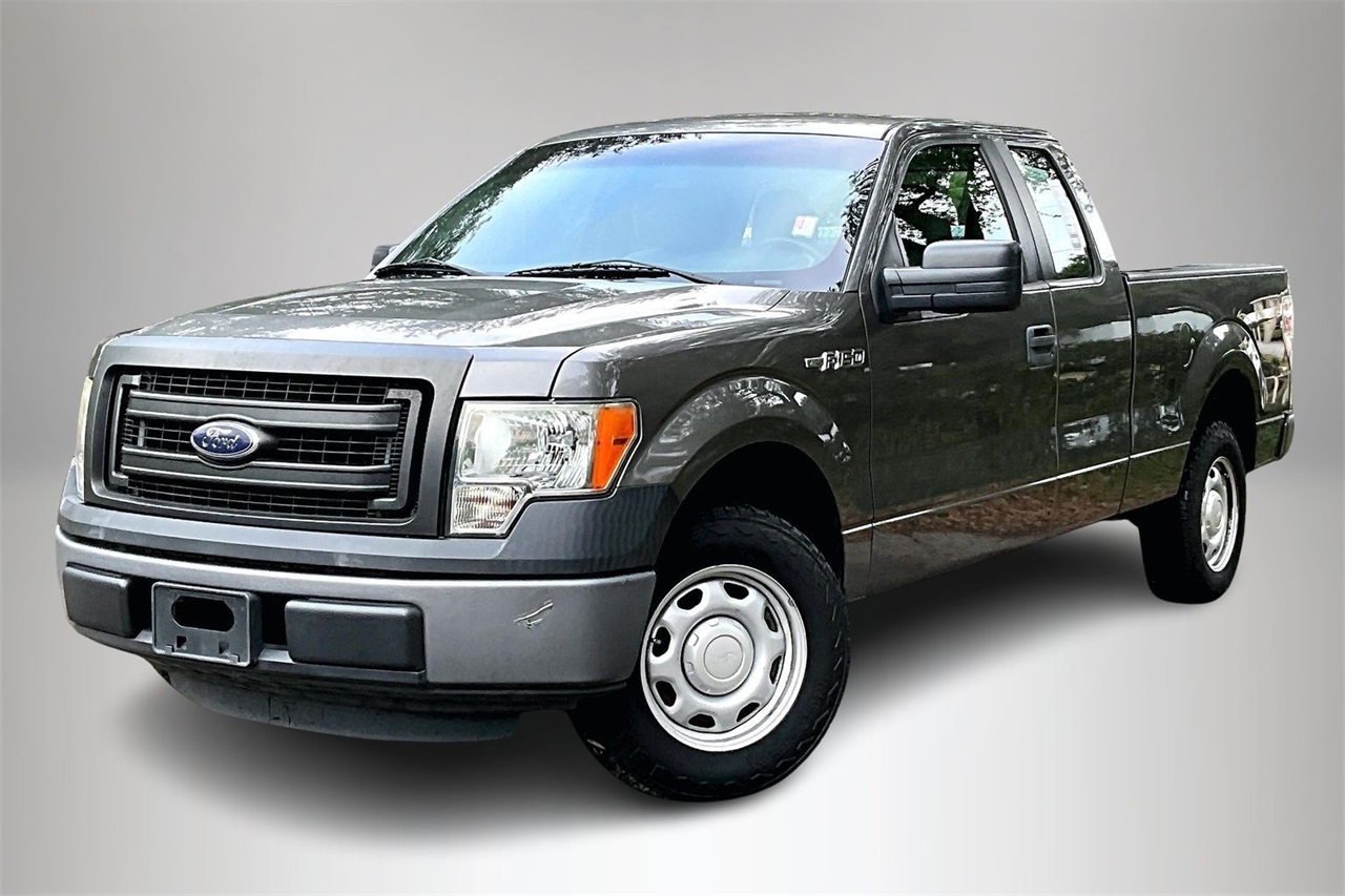 2014 Ford F-150 XL's photo