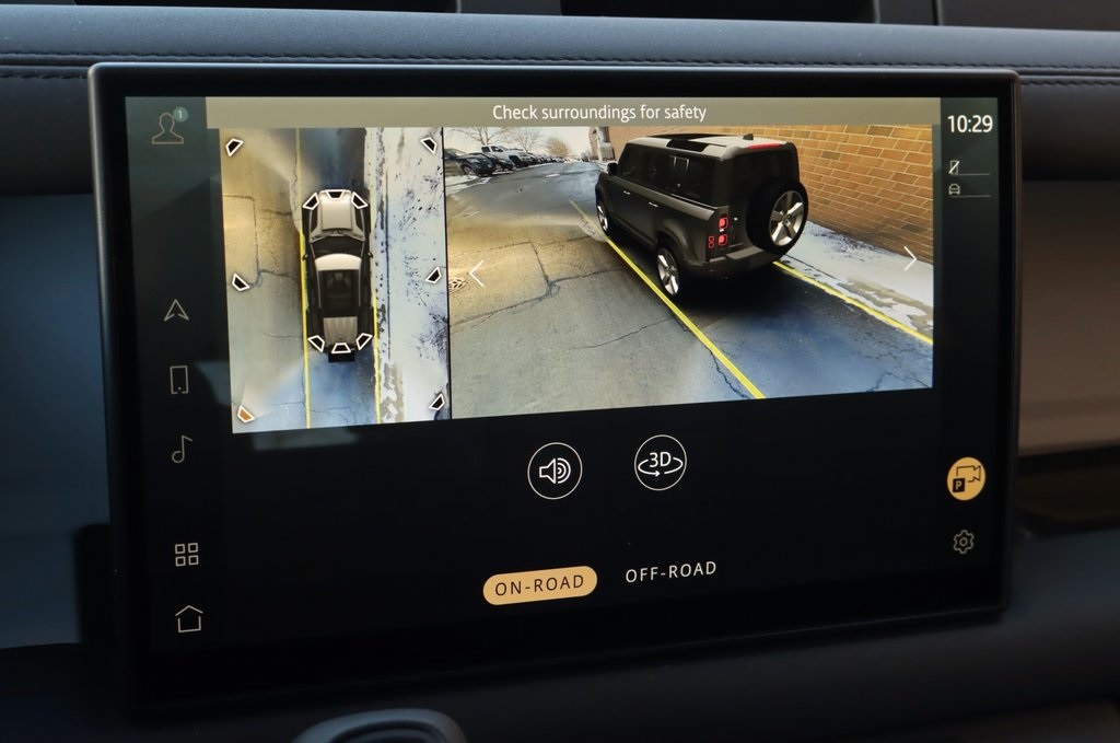 2025 Land Rover Defender 110 S photo 20