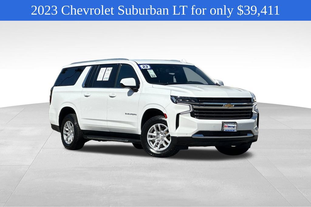 2023 Chevrolet Suburban LT's photo