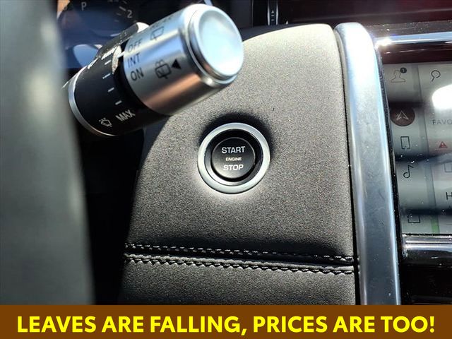 2022 Land Rover Discovery Sport S photo 11