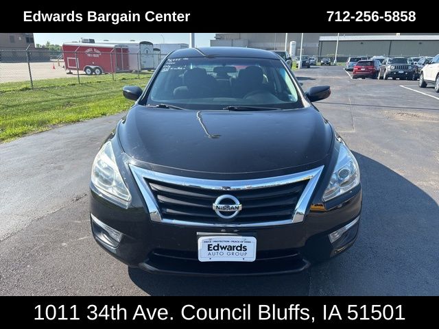 2015 Nissan Altima 2.5 S photo 2