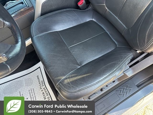 2013 Ford F-150 Lariat photo 33