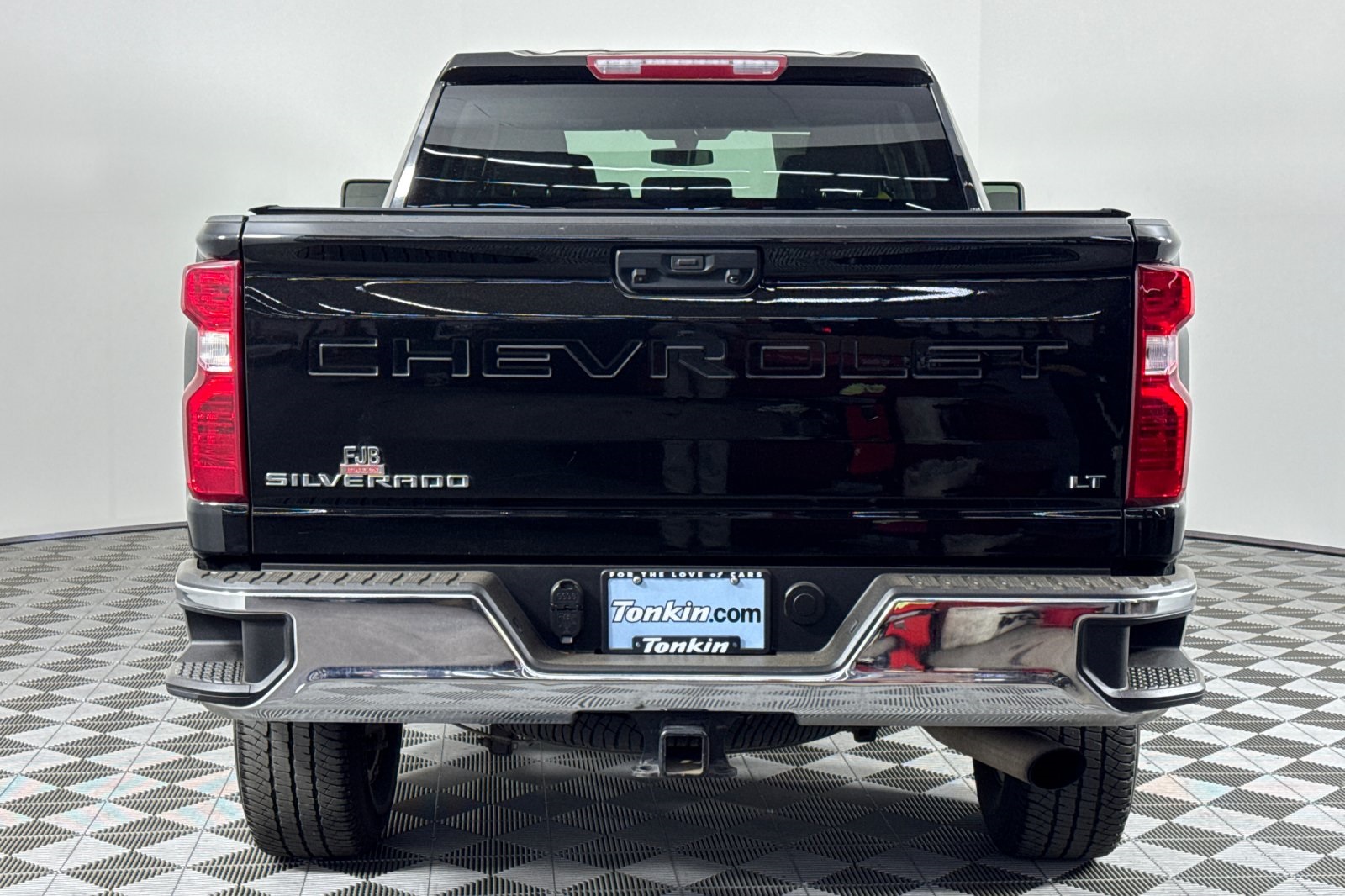 2023 Chevrolet Silverado 3500HD LT photo 4