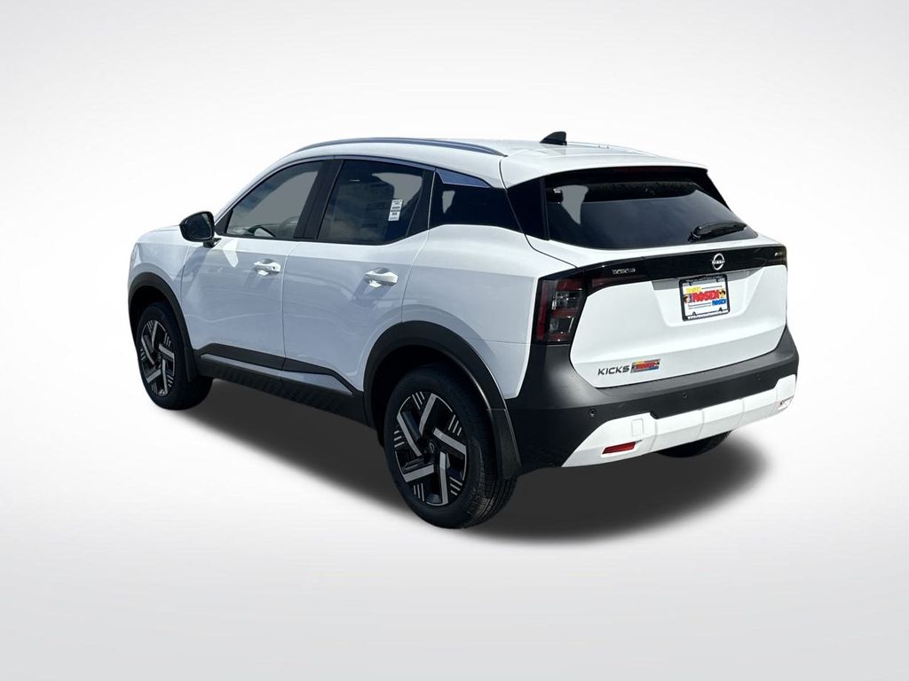 2026 Nissan Kicks SV photo 3