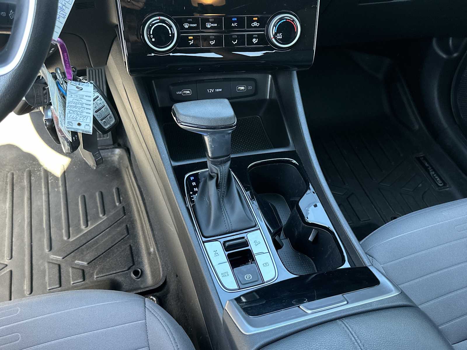 2023 Hyundai Santa Cruz SE photo 22