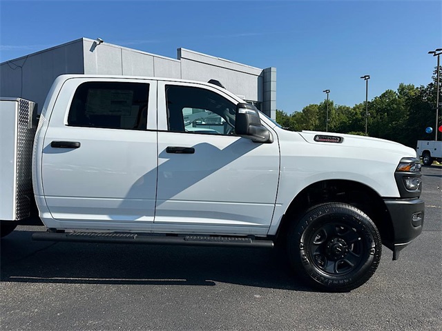 2025 Ram 2500 Tradesman photo 4