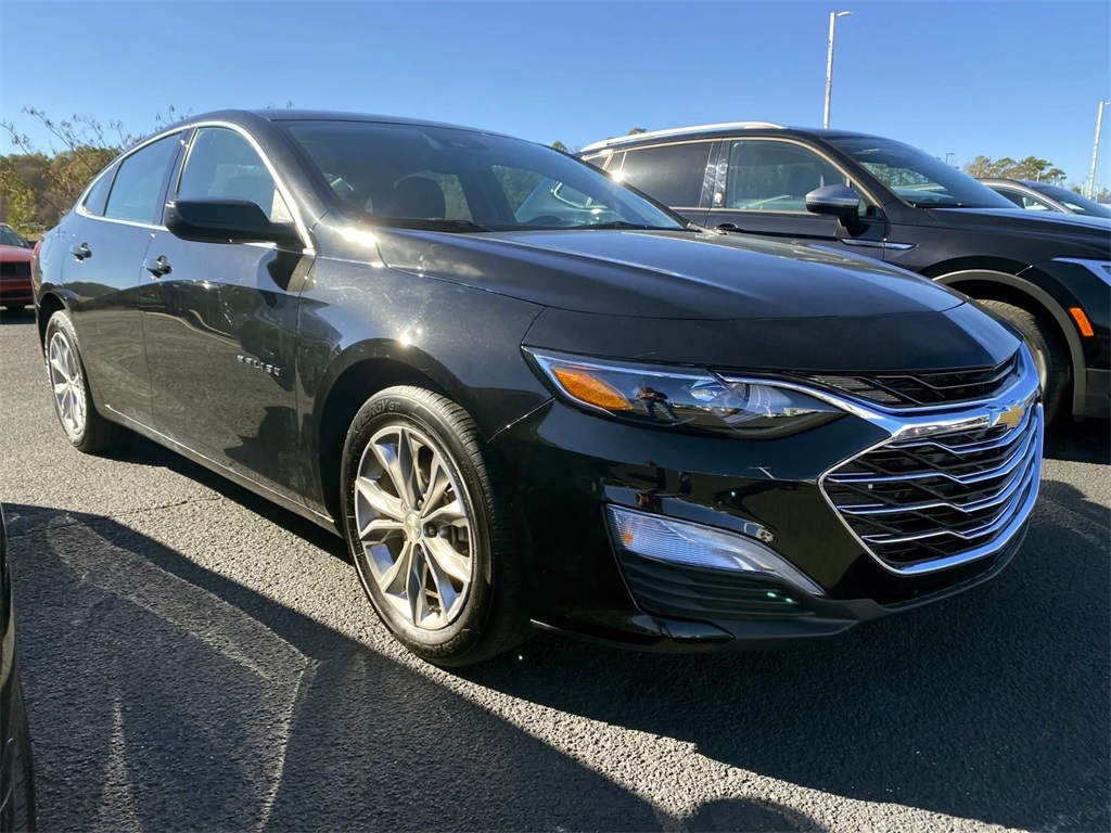 2025 Chevrolet Malibu 1LT's photo