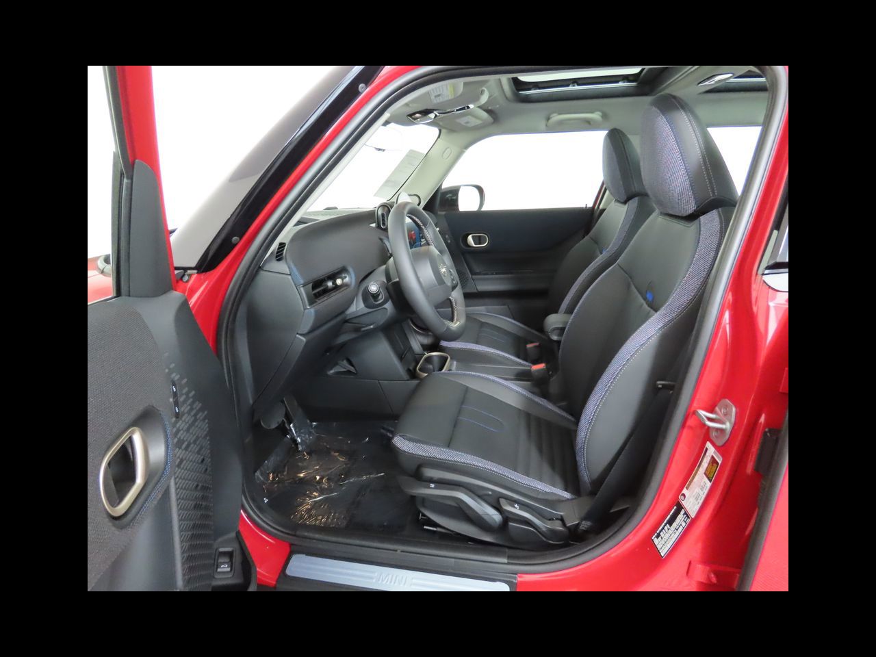 2025 Mini Cooper 4 Door Hardtop Signature photo 18