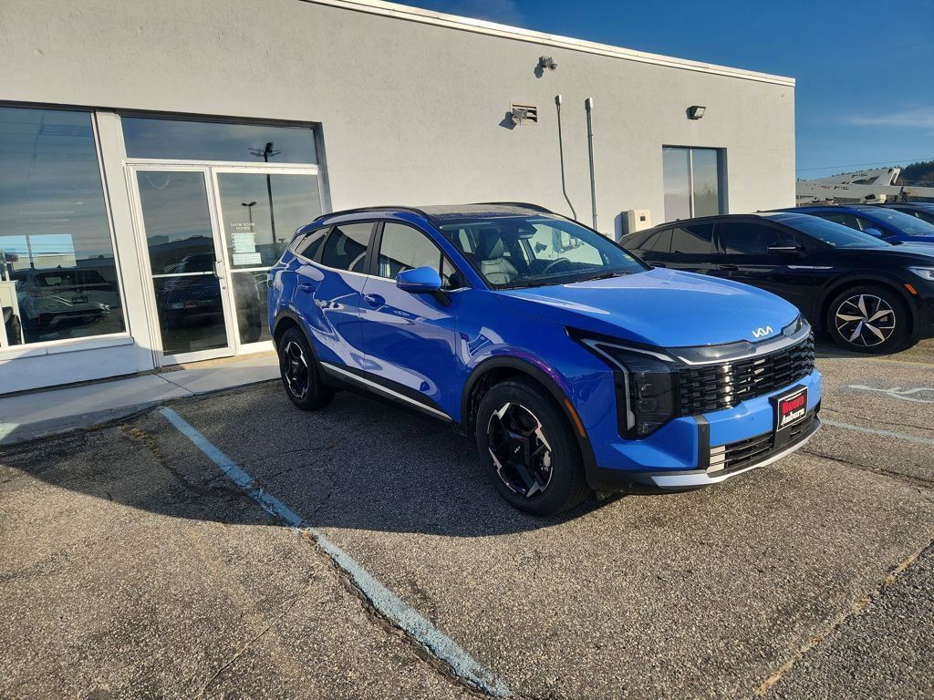 2026 Kia Sportage EX's photo