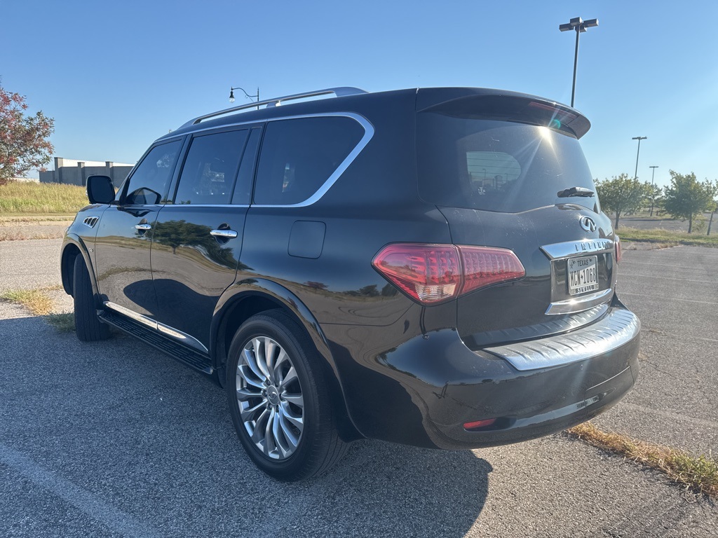 2016 Infiniti QX80 photo 4