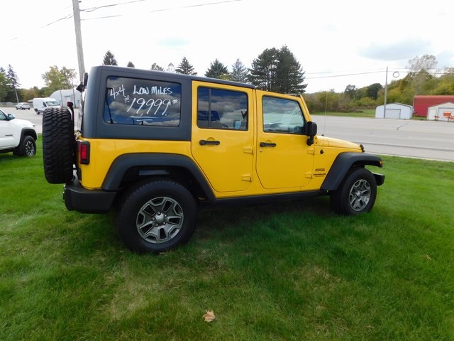 2015 Jeep Wrangler Unlimited Sport photo 3