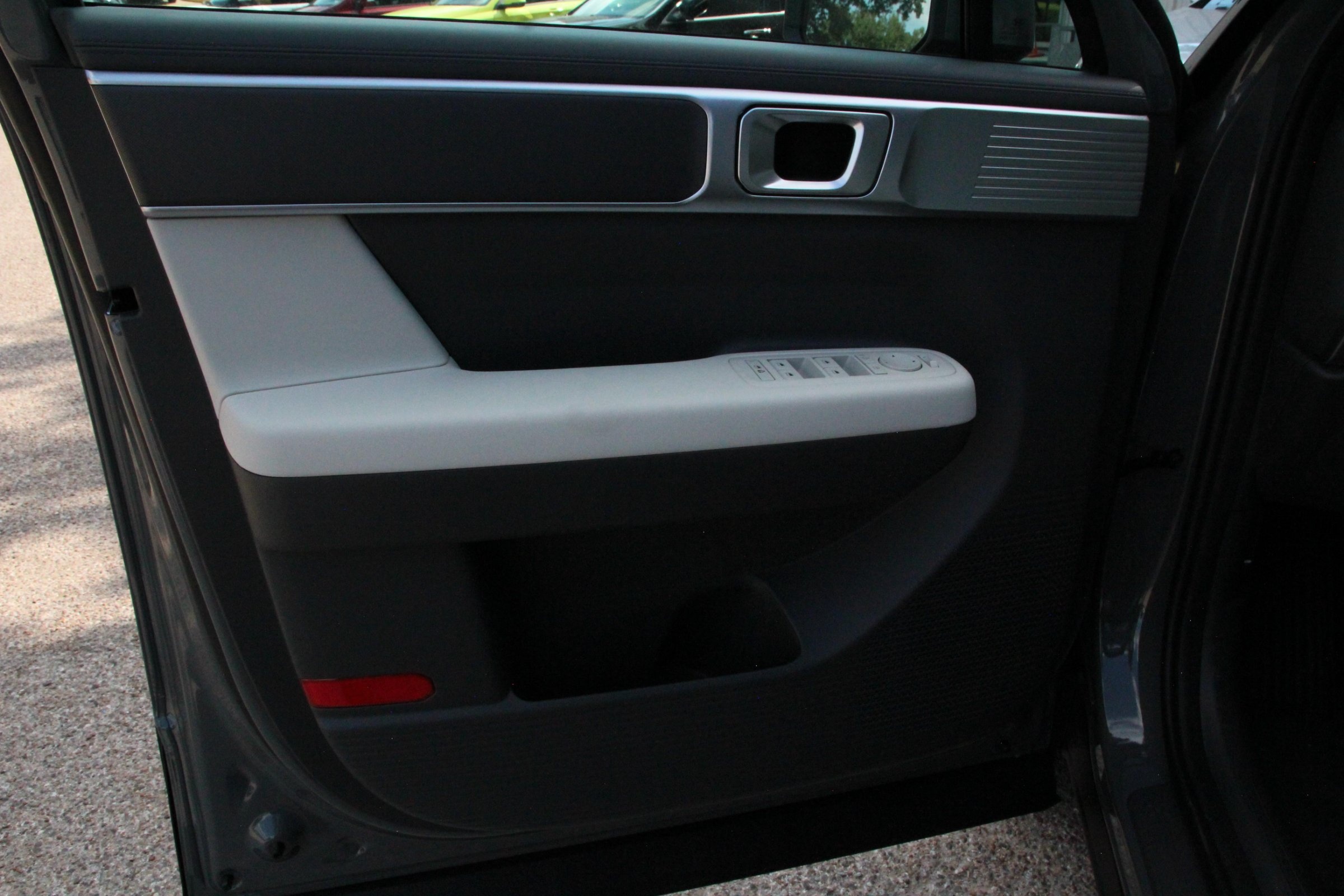 2026 Hyundai Santa Fe SE photo 10