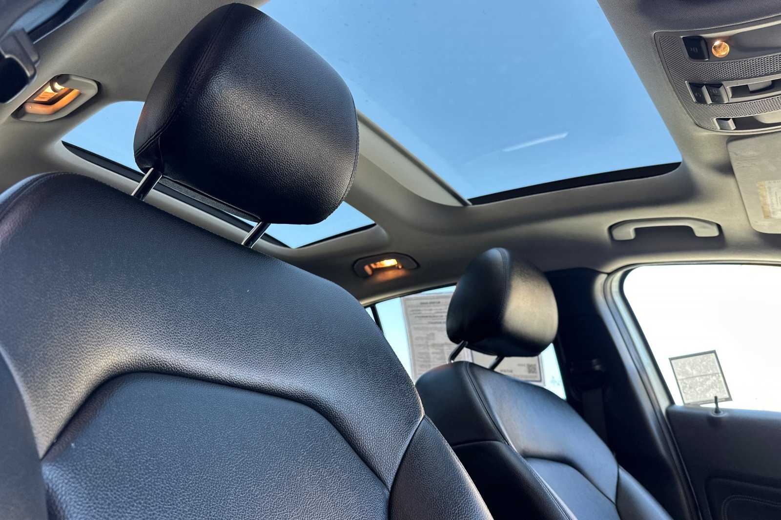 2015 Mercedes Benz GLA 250 4MATIC photo 13