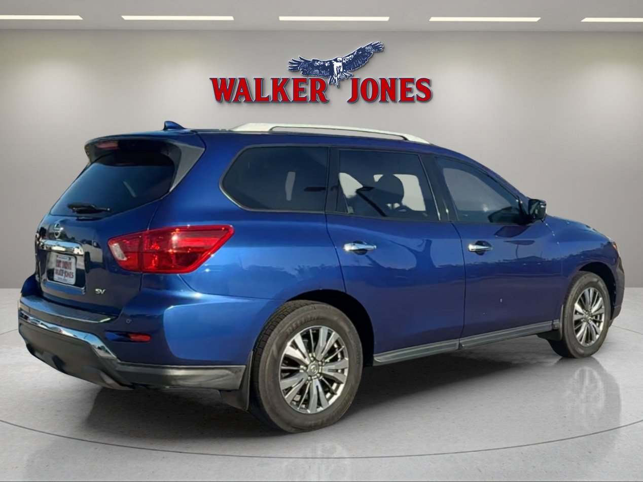 2020 Nissan Pathfinder SV photo 3