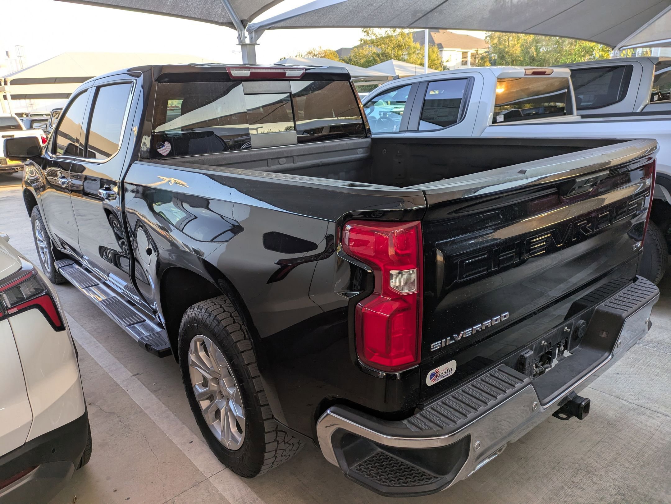 2023 Chevrolet Silverado 1500 LTZ photo 4