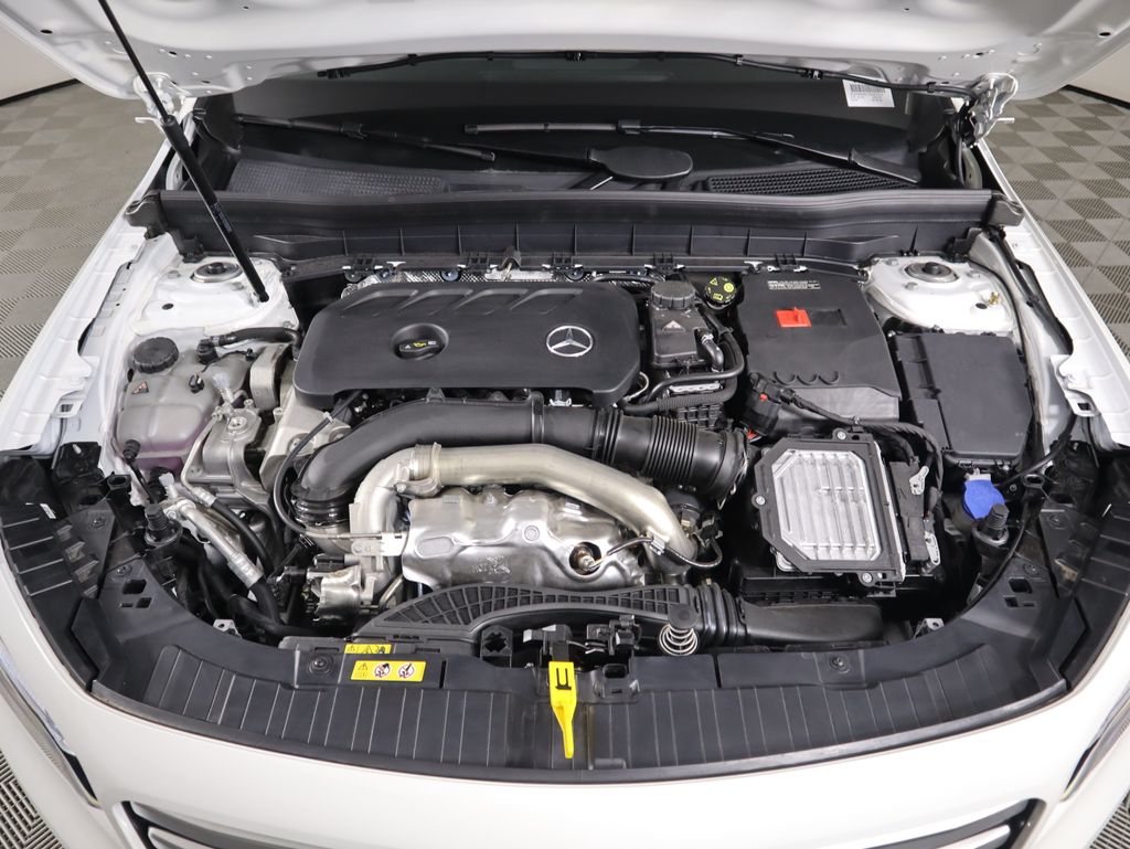 2026 Mercedes Benz GLB 250 photo 28