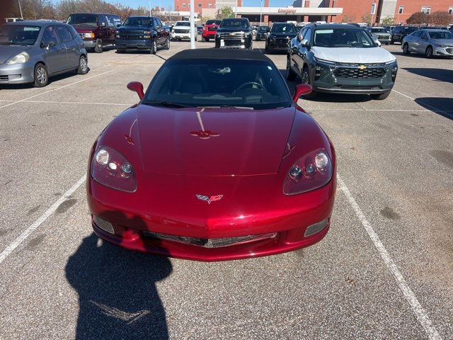 2005 Chevrolet Corvette photo 2