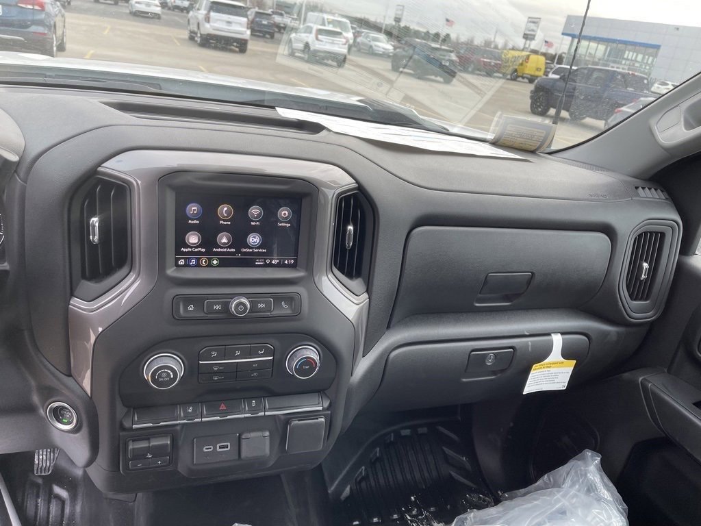 2024 Chevrolet Silverado 3500HD photo 6