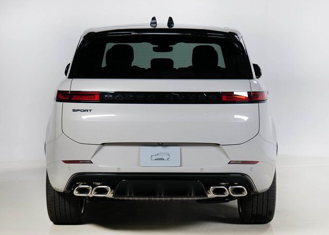 2025 Land Rover Range Rover Sport SE photo 7