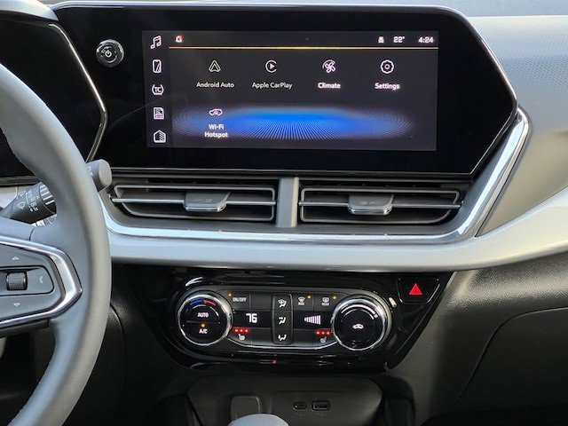 2026 Chevrolet Trax LT photo 19