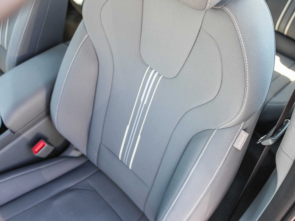 2023 Hyundai Elantra SEL photo 24