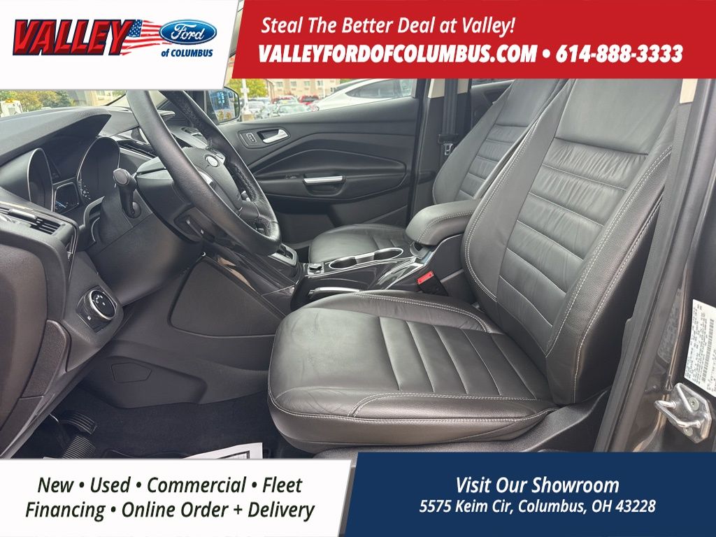 2015 Ford Escape Titanium photo 3
