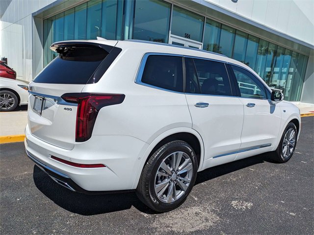 2025 Cadillac XT6 Premium Luxury photo 4