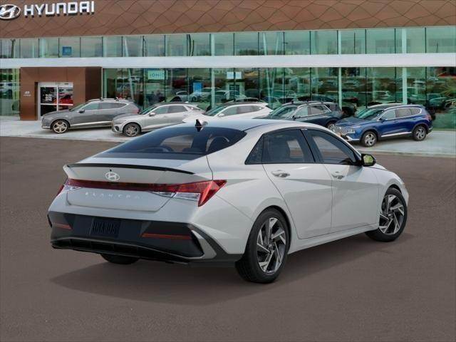2025 Hyundai Elantra SEL Sport photo 2