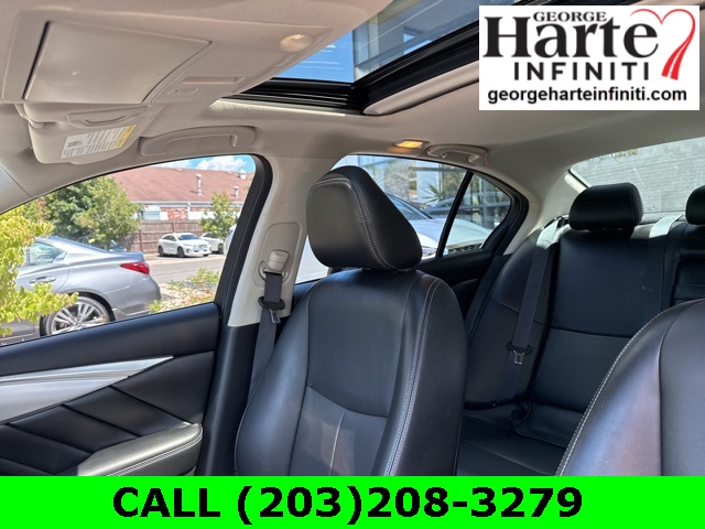 2022 Infiniti Q50 LUXE photo 16