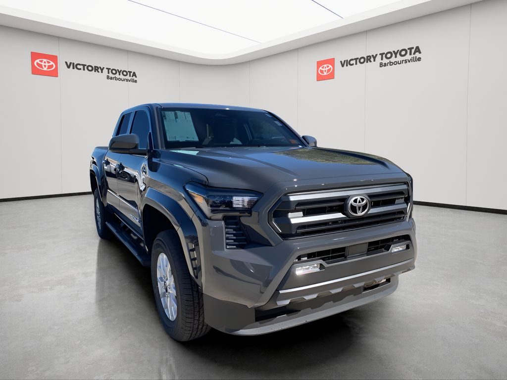 2025 Toyota Tacoma SR5's photo