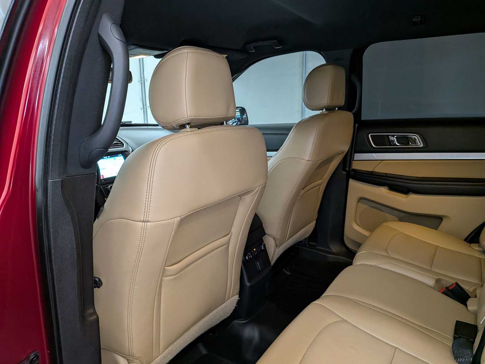 2017 Ford Explorer XLT photo 19