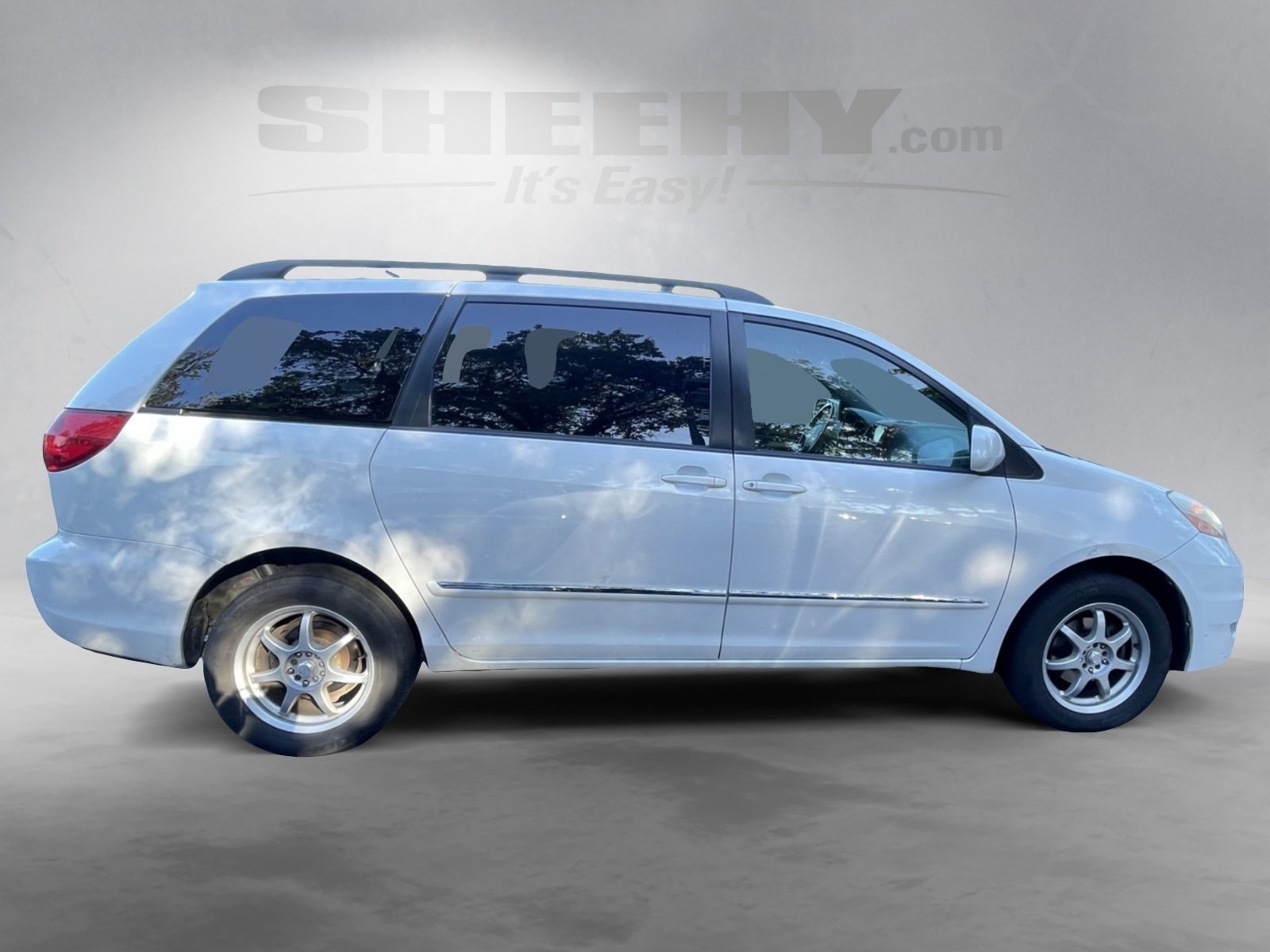 2008 Toyota Sienna XLE photo 7