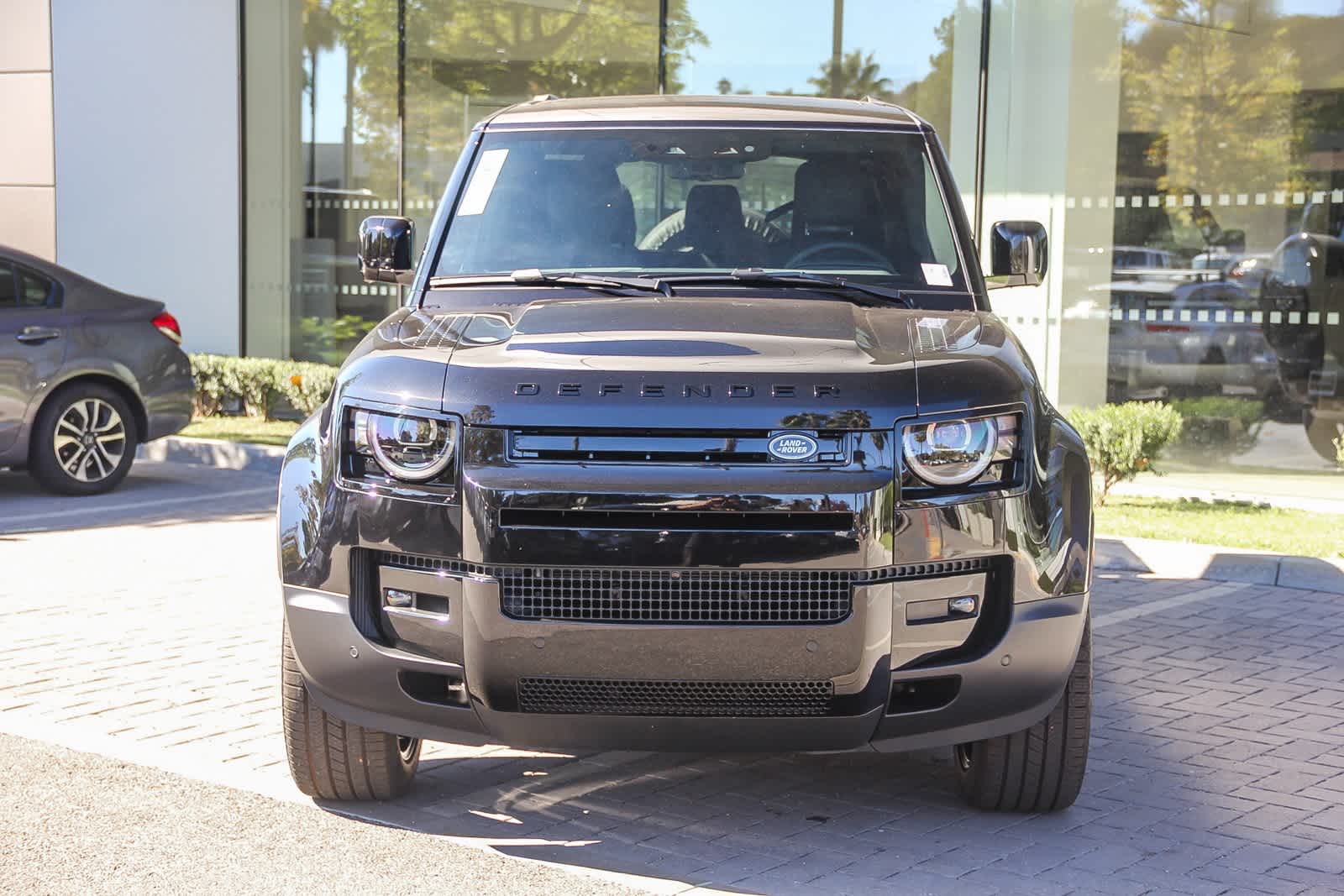 2026 Land Rover Defender 110 S photo 2