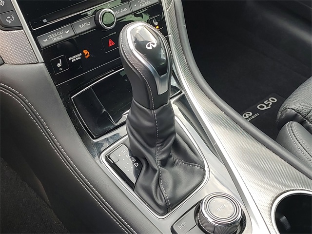 2019 Infiniti Q50 photo 16