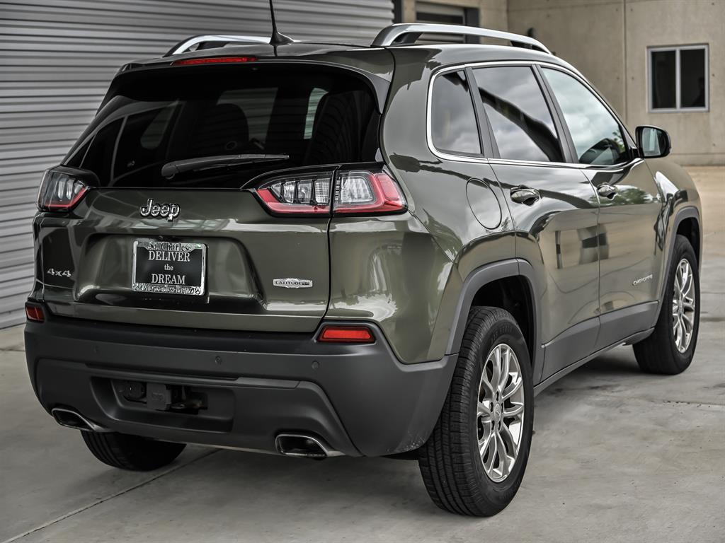 2020 Jeep Cherokee Latitude photo 8