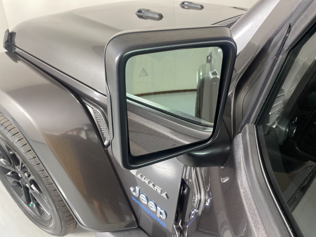 2022 Jeep Wrangler Unlimited Sahara 4xe photo 17