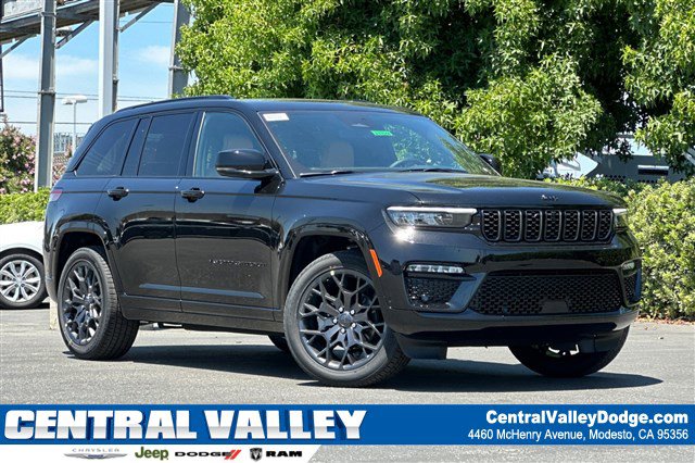 2025 Jeep Grand Cherokee Summit Reserve's photo