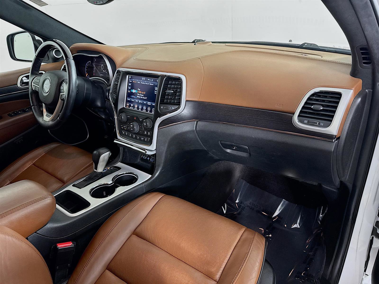 2018 Jeep Grand Cherokee Summit photo 28